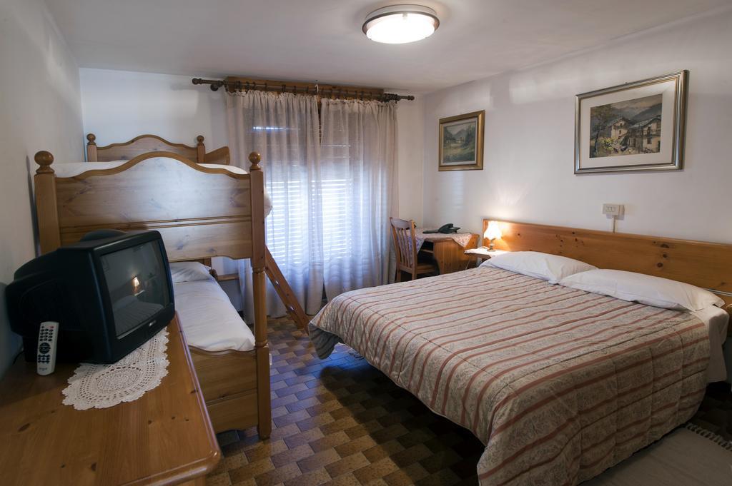 Albergo Castello Da Bonino Champorcher Cameră foto